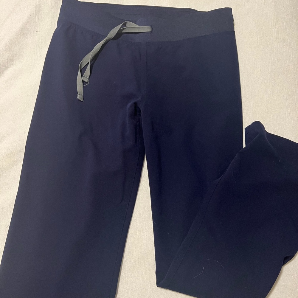 FIGS Scrub Pants - XS Petite